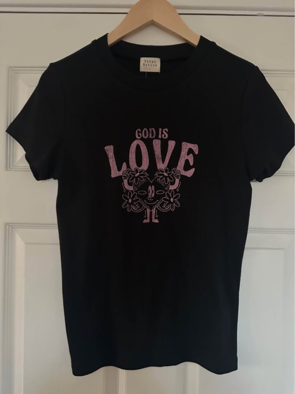 New Urban Nation 'God is Love' Graphic T-Shirt Size L